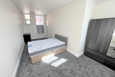Flat 1 Derby Court