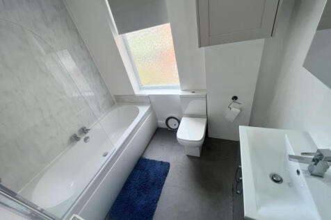 13 Brackenbury Road
