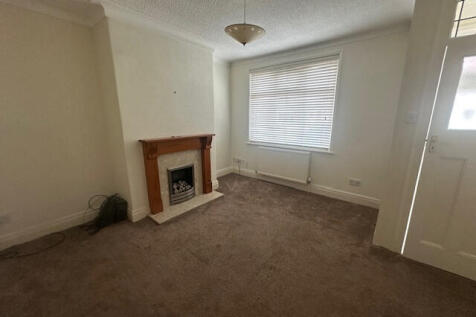 71 Lulworth Avenue