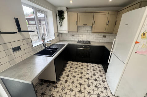 14 Leesands Close