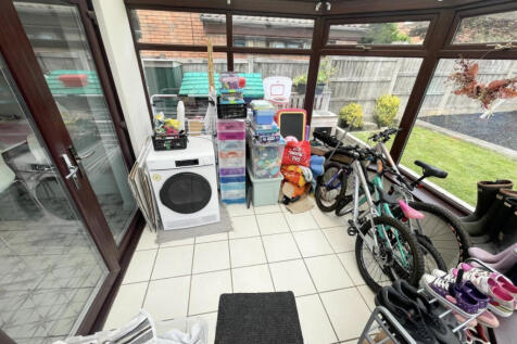14 Leesands Close