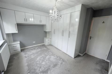 14 Leesands Close