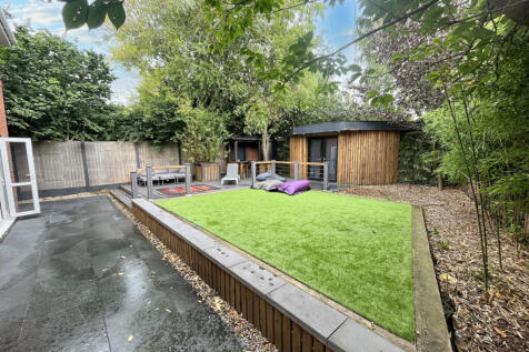 4 Tudor Road