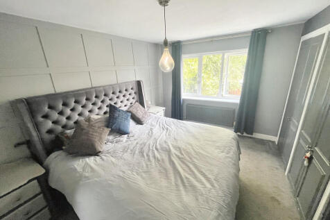 4 Tudor Road