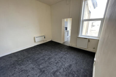 Studio 13, 41-43 Tulketh Crescent