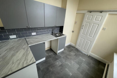 Studio 13, 41-43 Tulketh Crescent