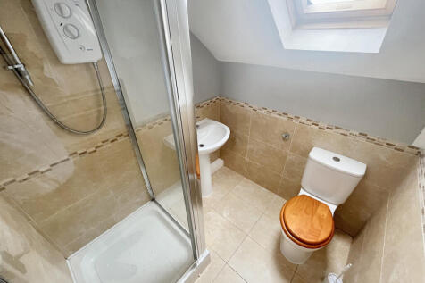 5 Woodside Court