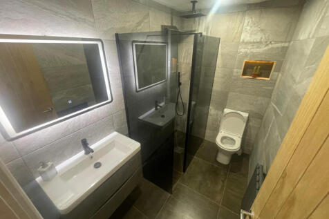 8 Kilmuir Close