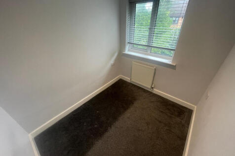 8 Kilmuir Close