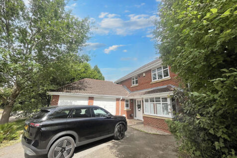 4 Tudor Road