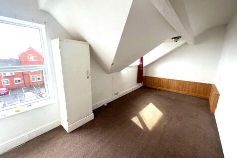 Flat 9, 224-226 Hornby Road