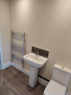 33 Bairstow Street - House Share