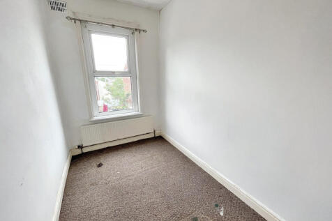 22 Cannon Hill, Preston, PR2 2RR