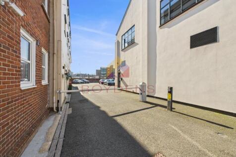 Property Image 12