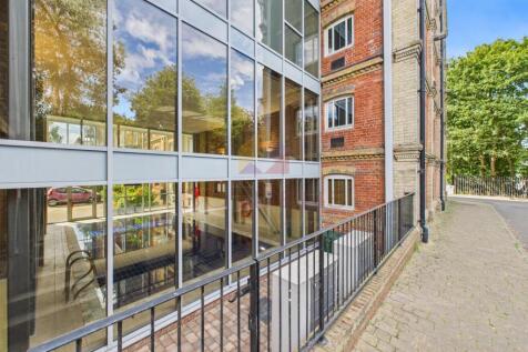 Property Image 15