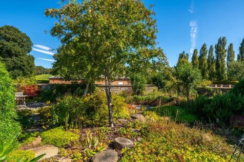 Delightful country gardens