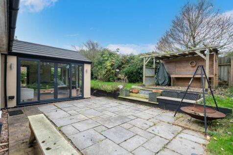 Rear patio/terrace