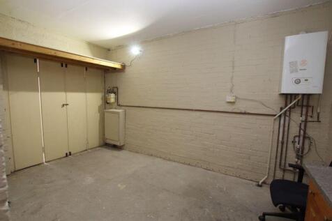 Garage/store