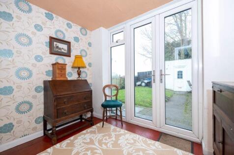 Small garden room
