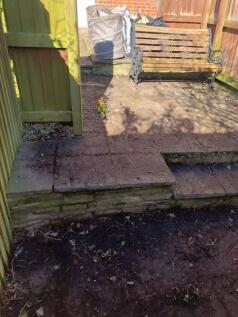 Rear garden/paving