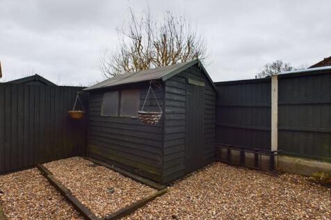 Rear garden -shed