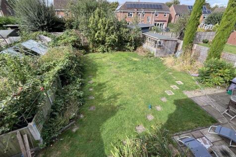 Overview of rear garden