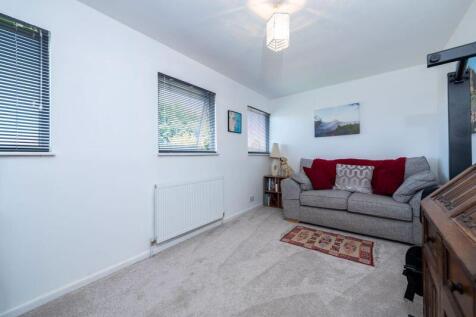 Bedroom 3/snug