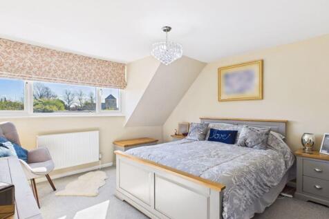 Master bedroom/1