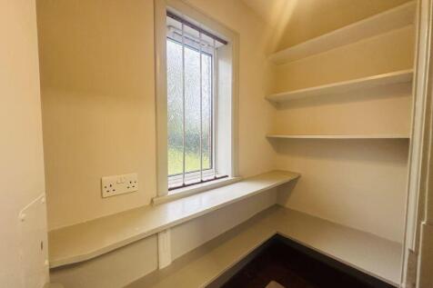 Pantry 