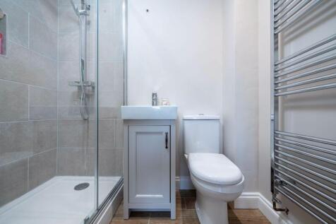 Guest en-suite