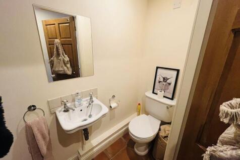 Cloakroom 