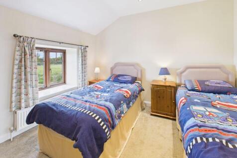 Annex bedroom 