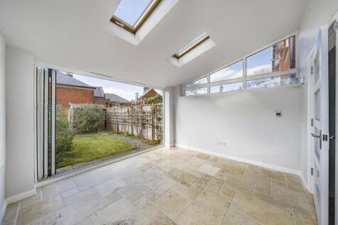 Garden room