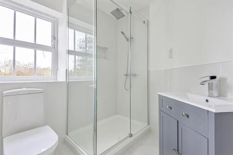 Bedroom two ensuite