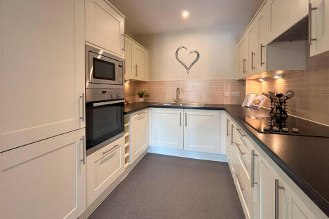 bh_apt_30_kitchen...