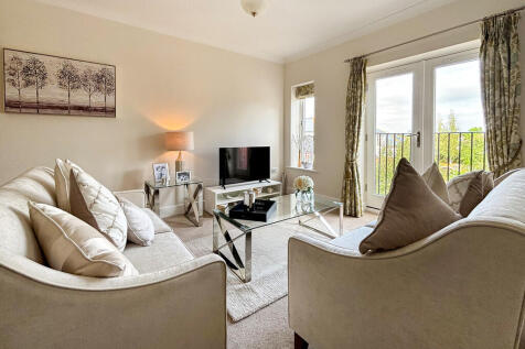 bh_apt_35_living_...