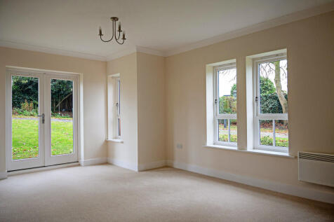 bh_apt_42_living_...