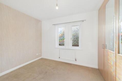 CAM02854G0-PR0466...