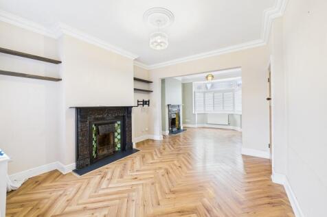 CAM02854G0-PR0472...