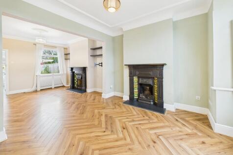 CAM02854G0-PR0472...