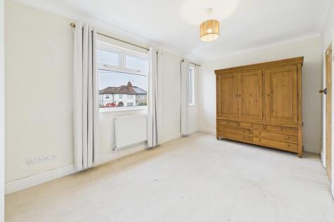 CAM02854G0-PR0472...