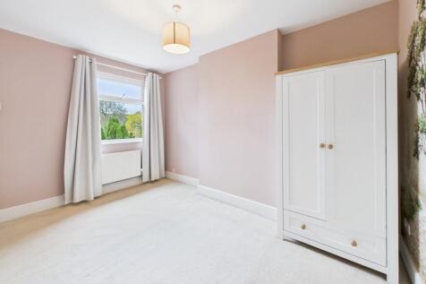 CAM02854G0-PR0472...