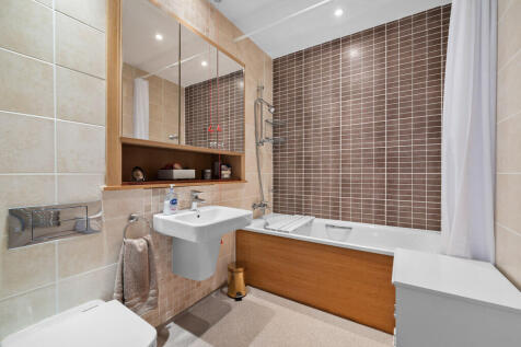 Apartment 22, Bou...