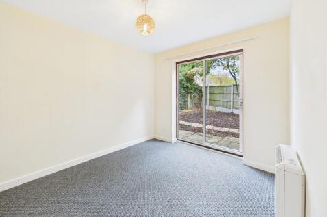 CAM02854G0-PR0467...