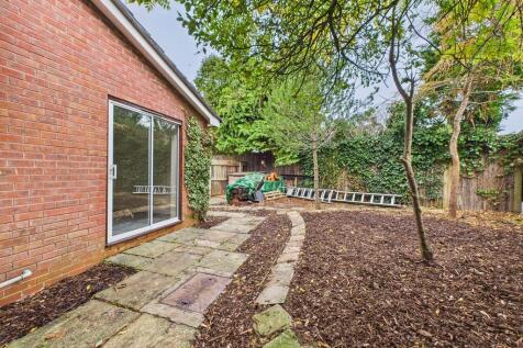 CAM02854G0-PR0467...