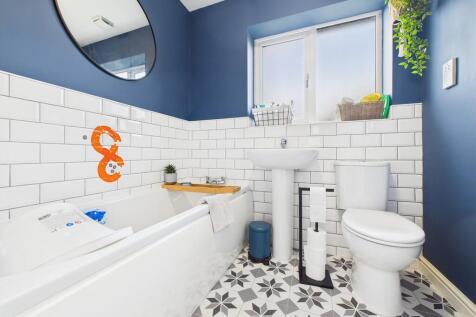 CAM02854G0-PR0470...