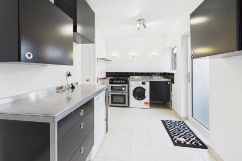 CAM02854G0-PR0473...