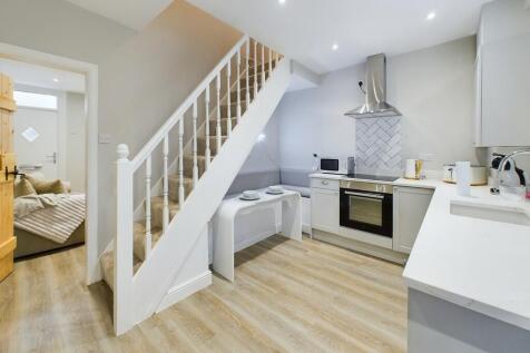 CAM02854G0-PR0263...