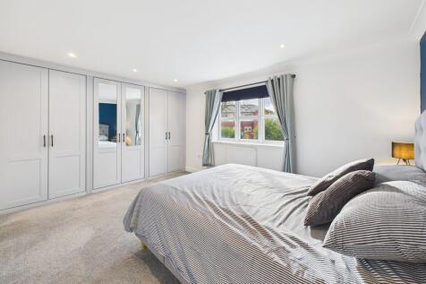 CAM02854G0-PR0477...