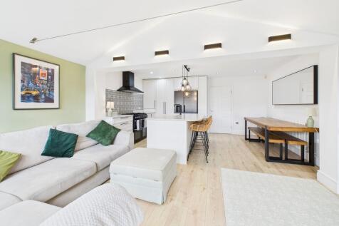 CAM02854G0-PR0477...